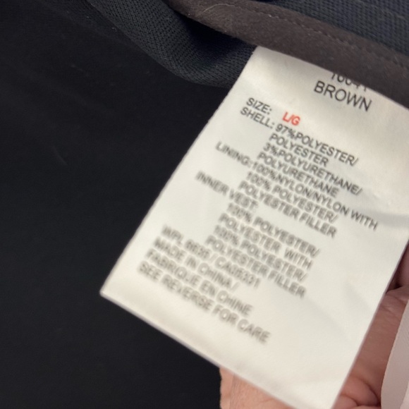 Woolrich jacket L. NWOT. Never worn. - Picture 6 of 8